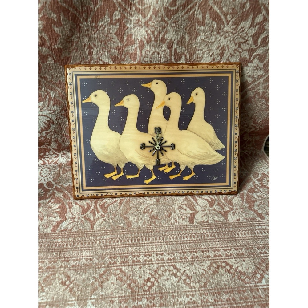 Vintage white Geese/goose Clock 90s Grandma Country Rustic Cottage not working